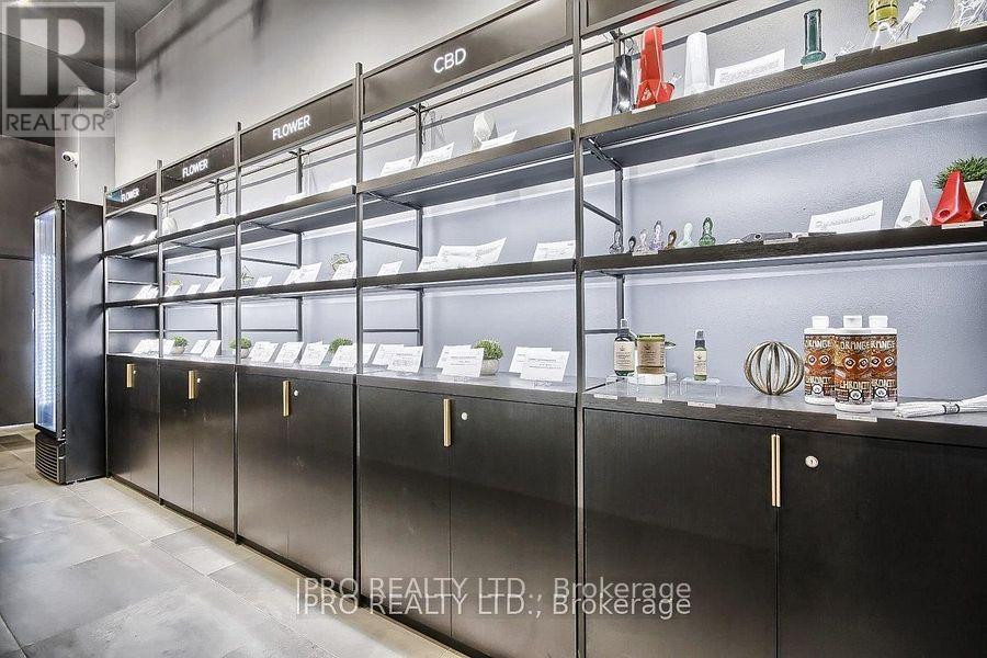 Property at 569 YONGE STREET image 5