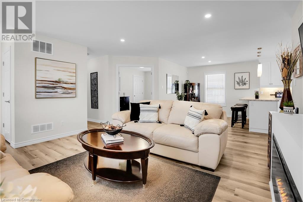 4576 Sara Lane, Beamsville, Ontario  L3J 0W1 - Photo 6 - 40656493