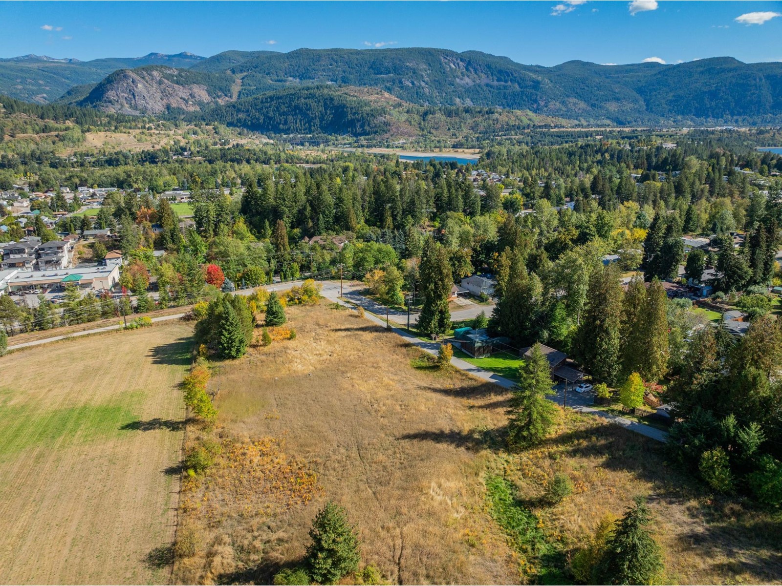 718 Meadowlark Lane, North Castlegar, British Columbia  V1N 2K4 - Photo 8 - 2479859