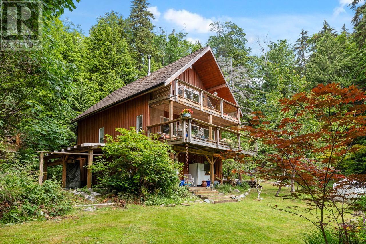 878 WEST BAY ROAD, gambier island, British Columbia