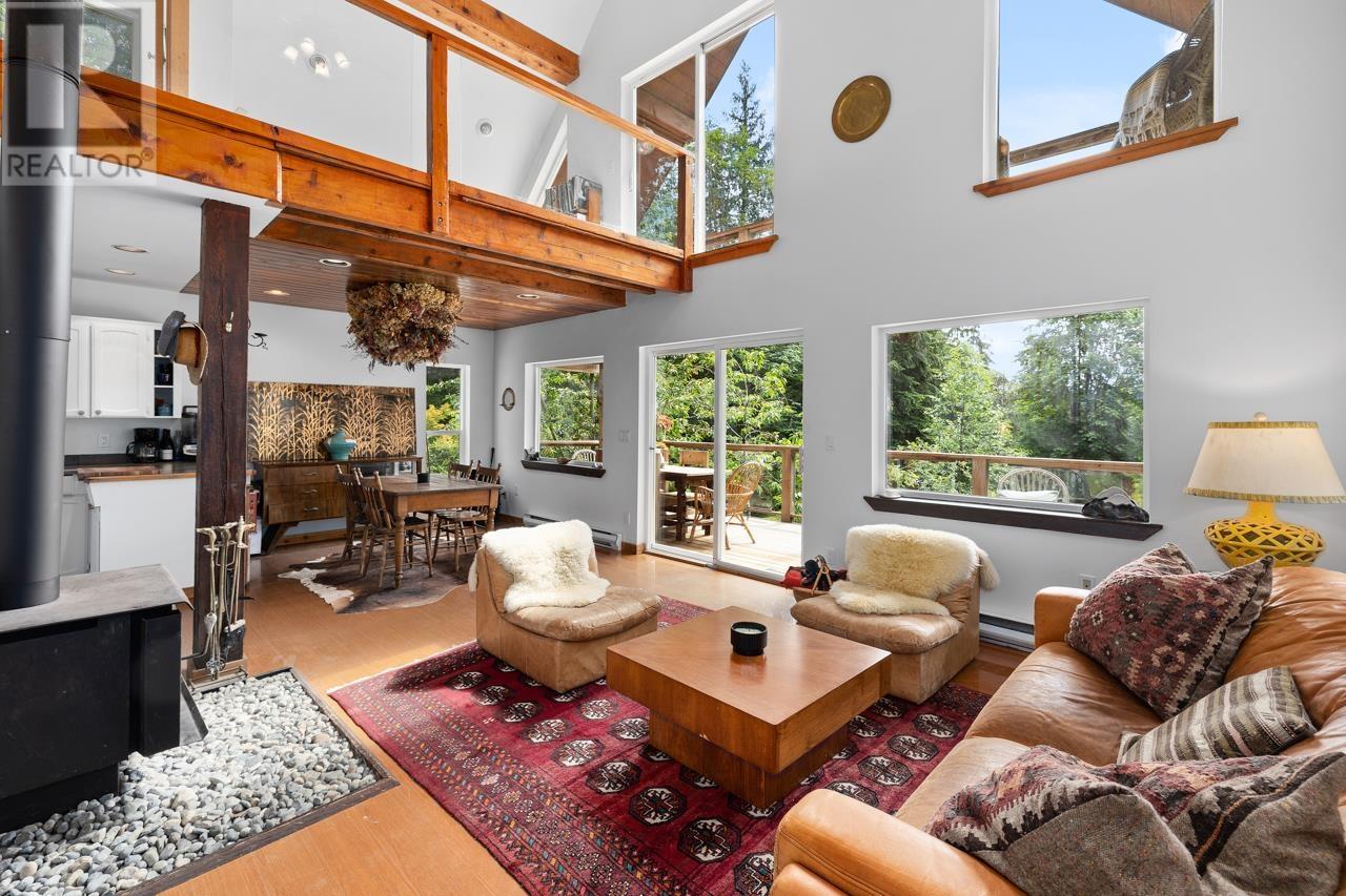878 West Bay Road, Gambier Island, British Columbia  V0N 1V0 - Photo 3 - R2931956