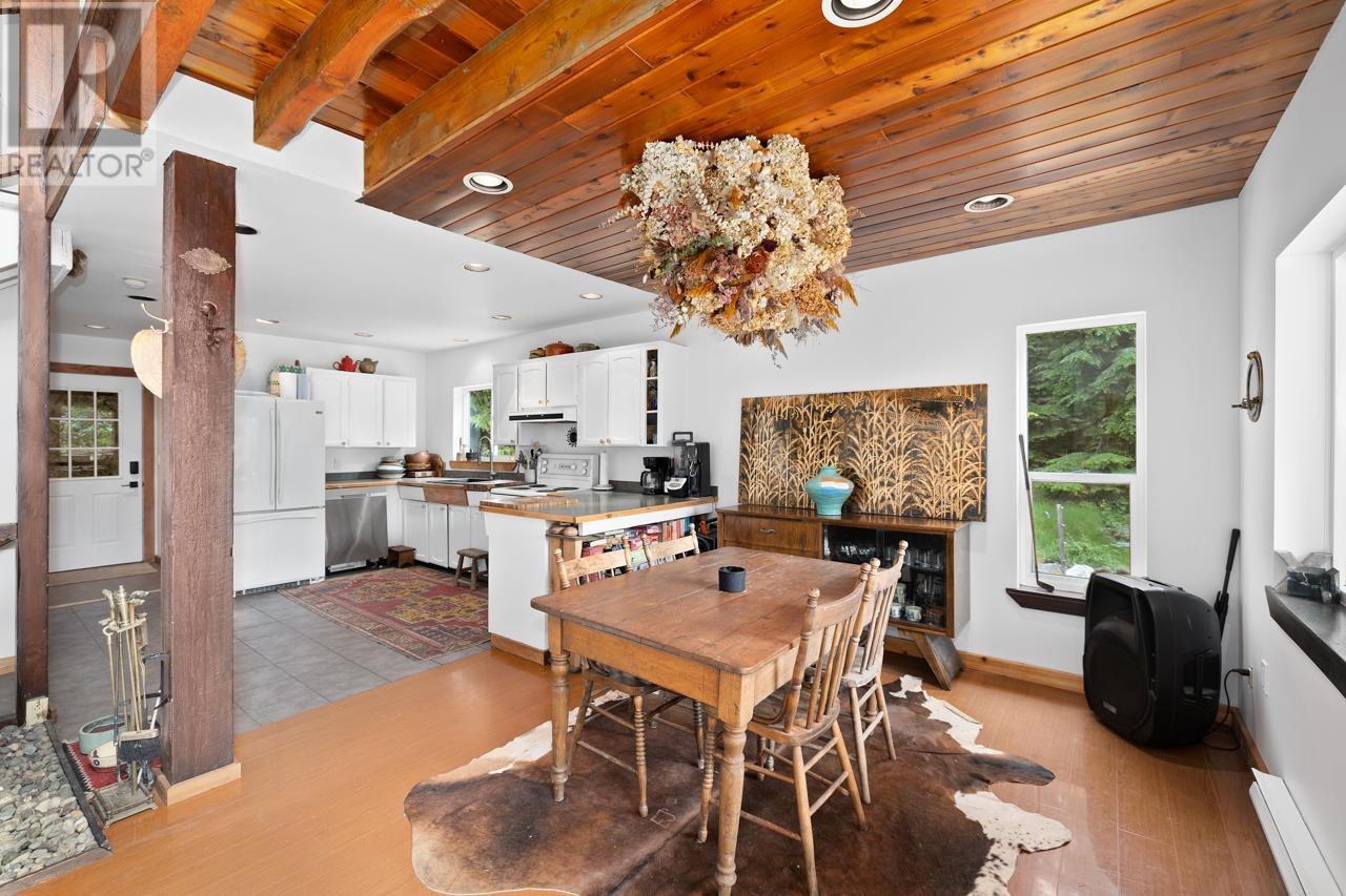 878 West Bay Road, Gambier Island, British Columbia  V0N 1V0 - Photo 6 - R2931956
