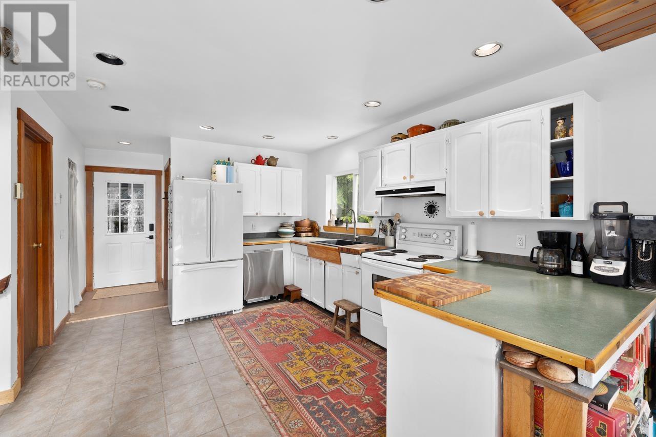 878 West Bay Road, Gambier Island, British Columbia  V0N 1V0 - Photo 7 - R2931956