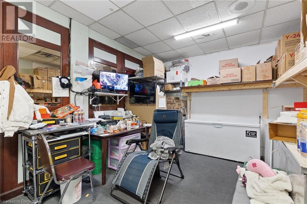 978 University Avenue W, Windsor, Ontario  N9A 5S2 - Photo 17 - 40652629