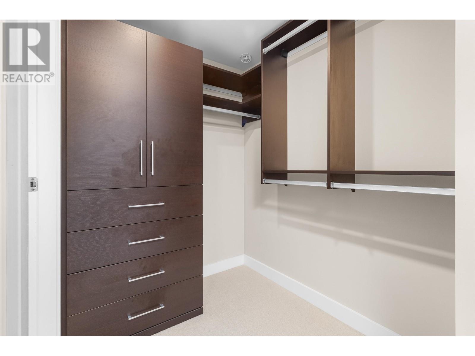 Listing Picture 13 of 26 : 602 1055 HOMER STREET, Vancouver / 溫哥華 - 魯藝地產 Yvonne Lu Group - MLS Medallion Club Member