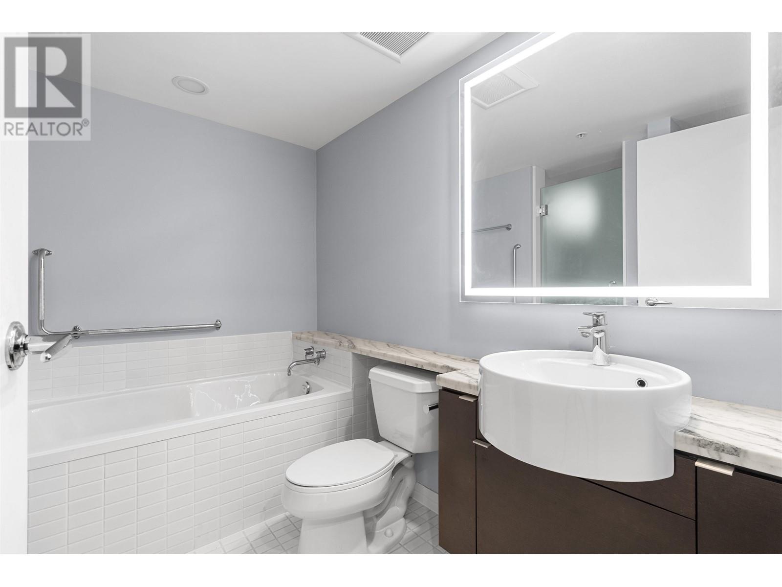 Listing Picture 14 of 26 : 602 1055 HOMER STREET, Vancouver / 溫哥華 - 魯藝地產 Yvonne Lu Group - MLS Medallion Club Member