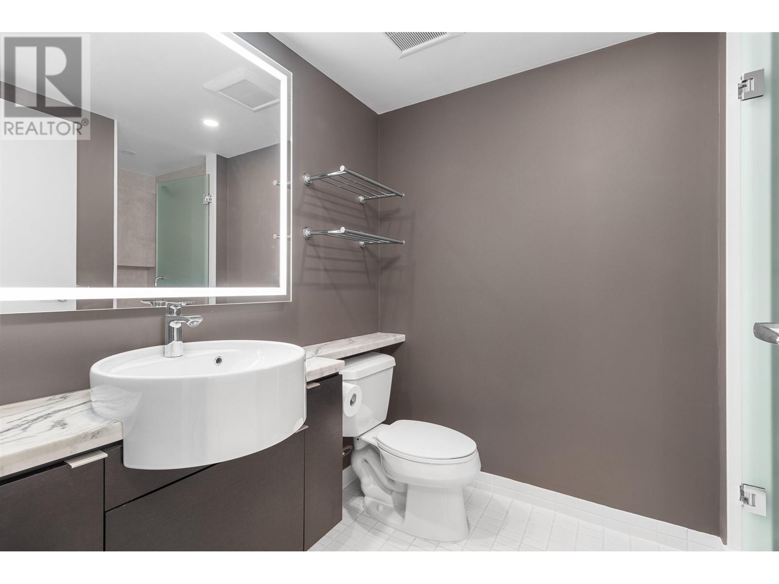 Listing Picture 19 of 26 : 602 1055 HOMER STREET, Vancouver / 溫哥華 - 魯藝地產 Yvonne Lu Group - MLS Medallion Club Member