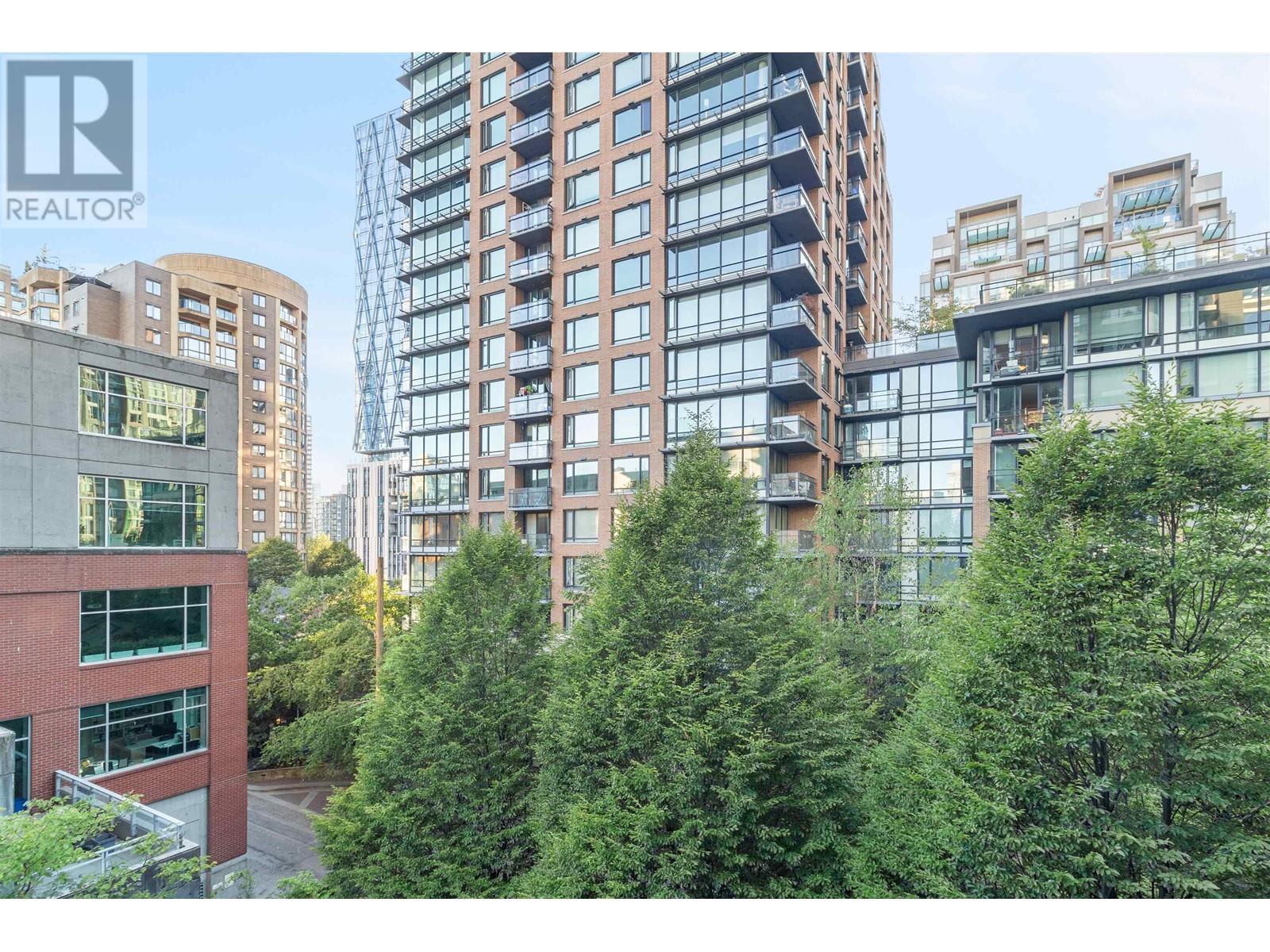 Listing Picture 23 of 26 : 602 1055 HOMER STREET, Vancouver / 溫哥華 - 魯藝地產 Yvonne Lu Group - MLS Medallion Club Member