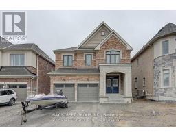 7 YARROW LANE, East Gwillimbury, Ontario