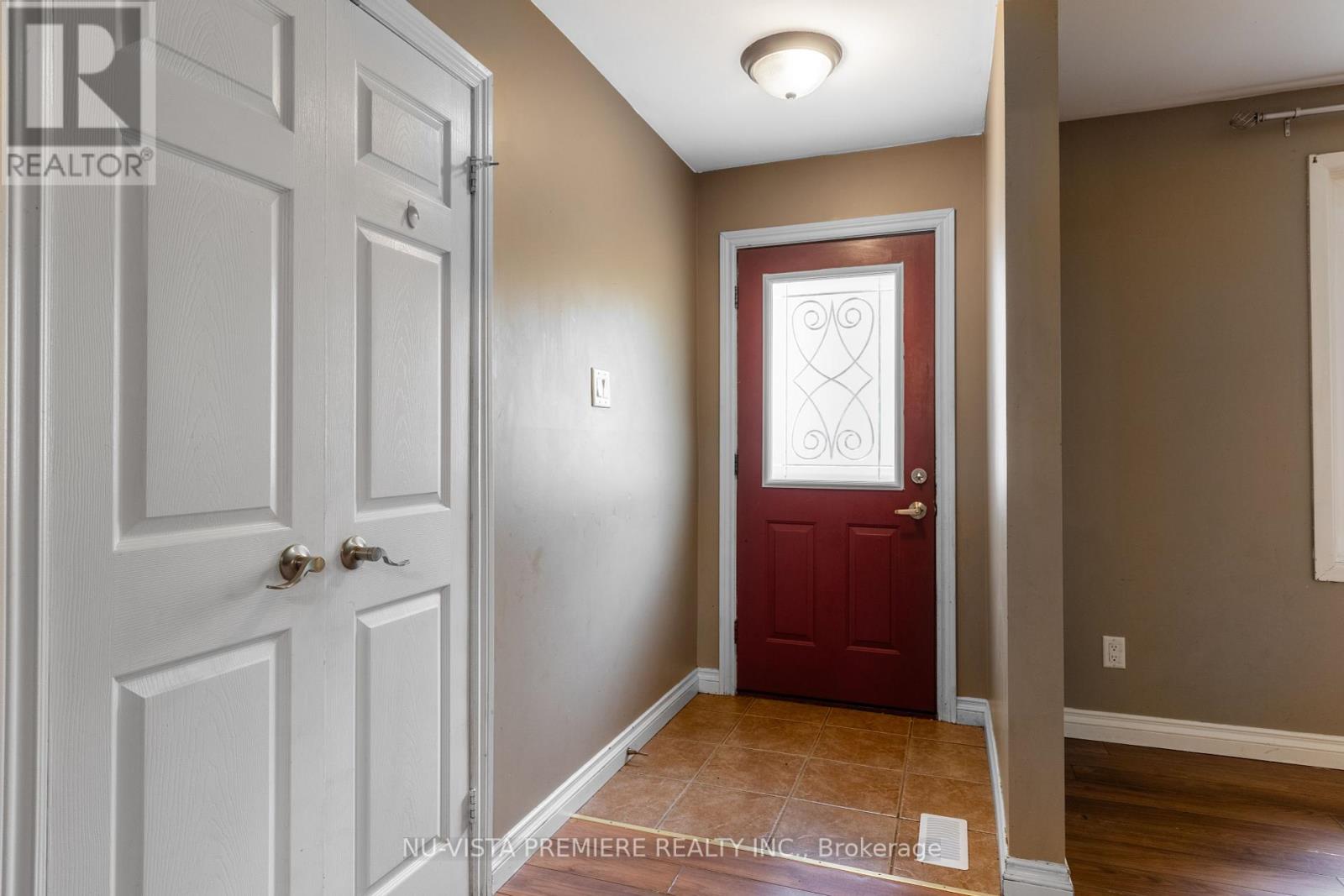 59 Scotchpine Crescent, London, Ontario  N6G 2E1 - Photo 5 - X9379415