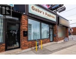 3588 DUFFERIN STREET, Toronto, Ontario