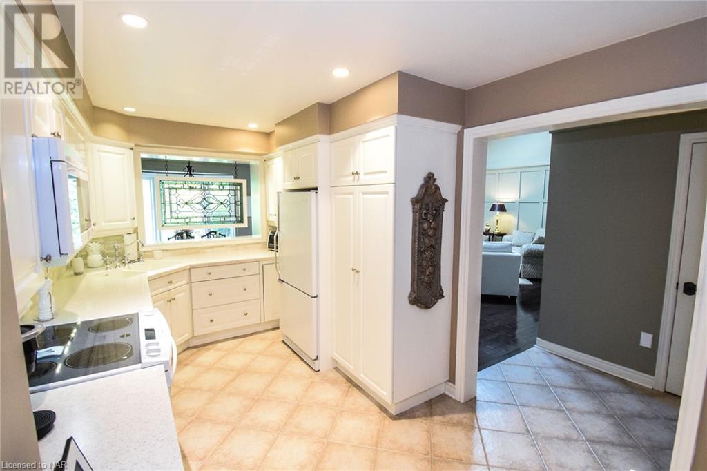 141 Welland Vale Road Unit# 24, St. Catharines, Ontario  L2S 3S7 - Photo 9 - 40655408