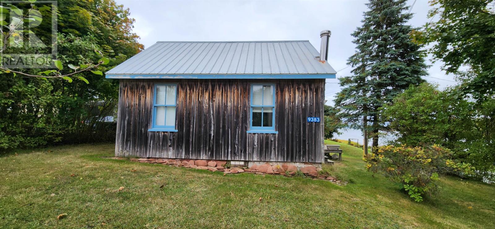 Property at 9383 MAIN Street image 3