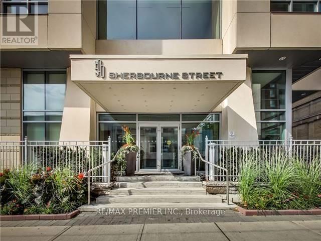 220 - 500 SHERBOURNE STREET, Toronto, Ontario