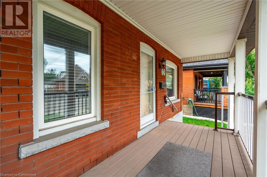19 Graham Avenue N, Hamilton, Ontario L8H 4J6 - Photo 3 - 40657111
