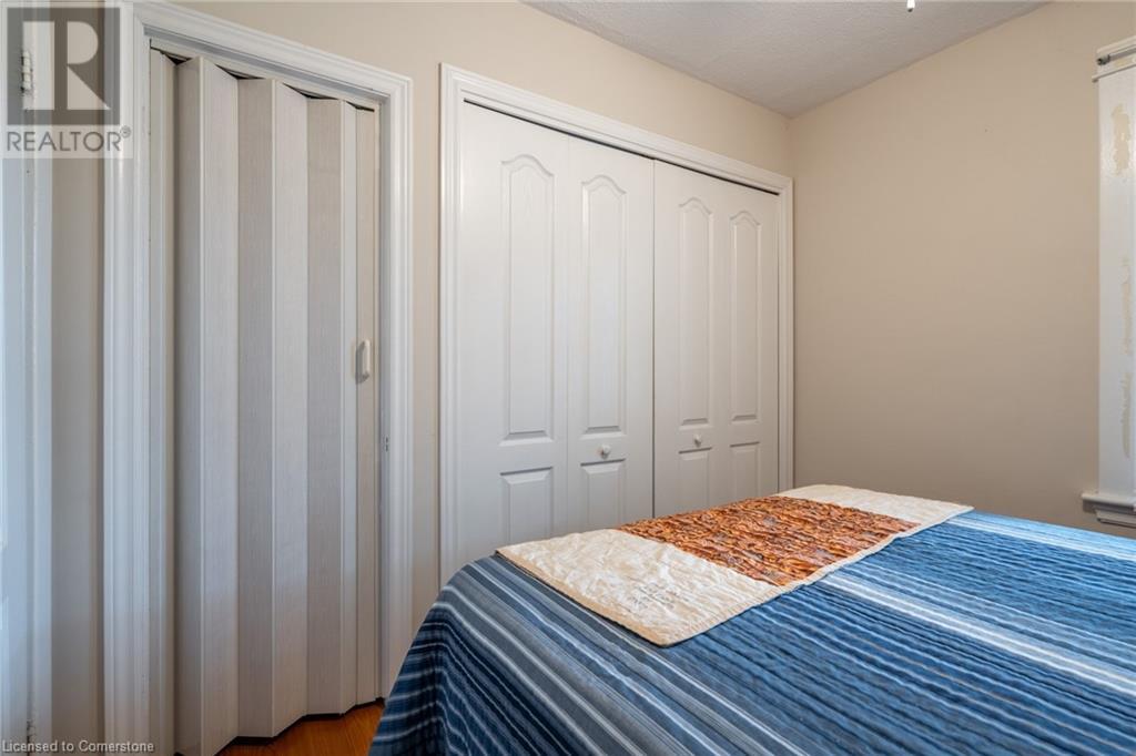 19 Graham Avenue N, Hamilton, Ontario L8H 4J6 - Photo 14 - 40657111