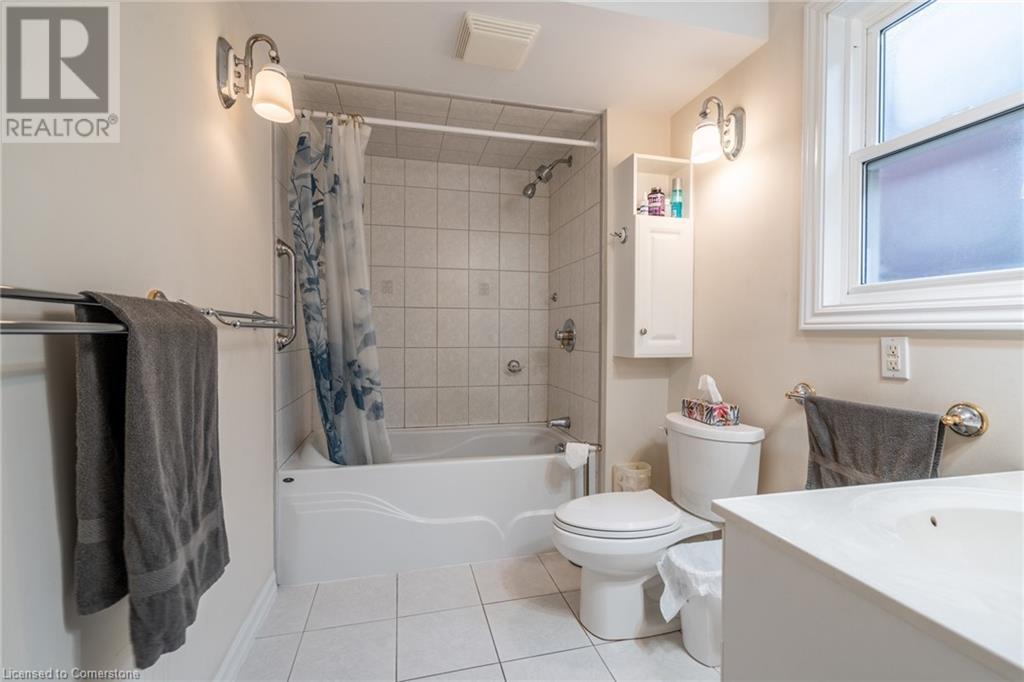 19 Graham Avenue N, Hamilton, Ontario L8H 4J6 - Photo 17 - 40657111