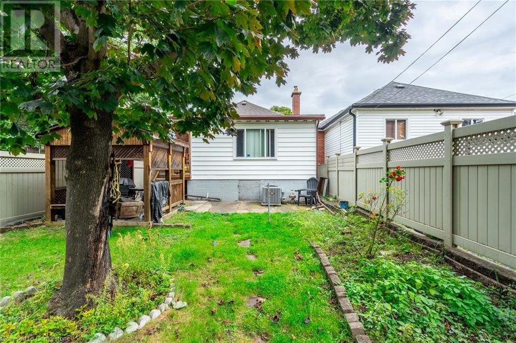 19 Graham Avenue N, Hamilton, Ontario L8H 4J6 - Photo 24 - 40657111