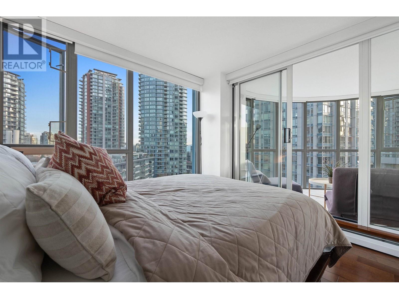 Listing Picture 20 of 31 : 904 183 KEEFER PLACE STREET, Vancouver / 溫哥華 - 魯藝地產 Yvonne Lu Group - MLS Medallion Club Member