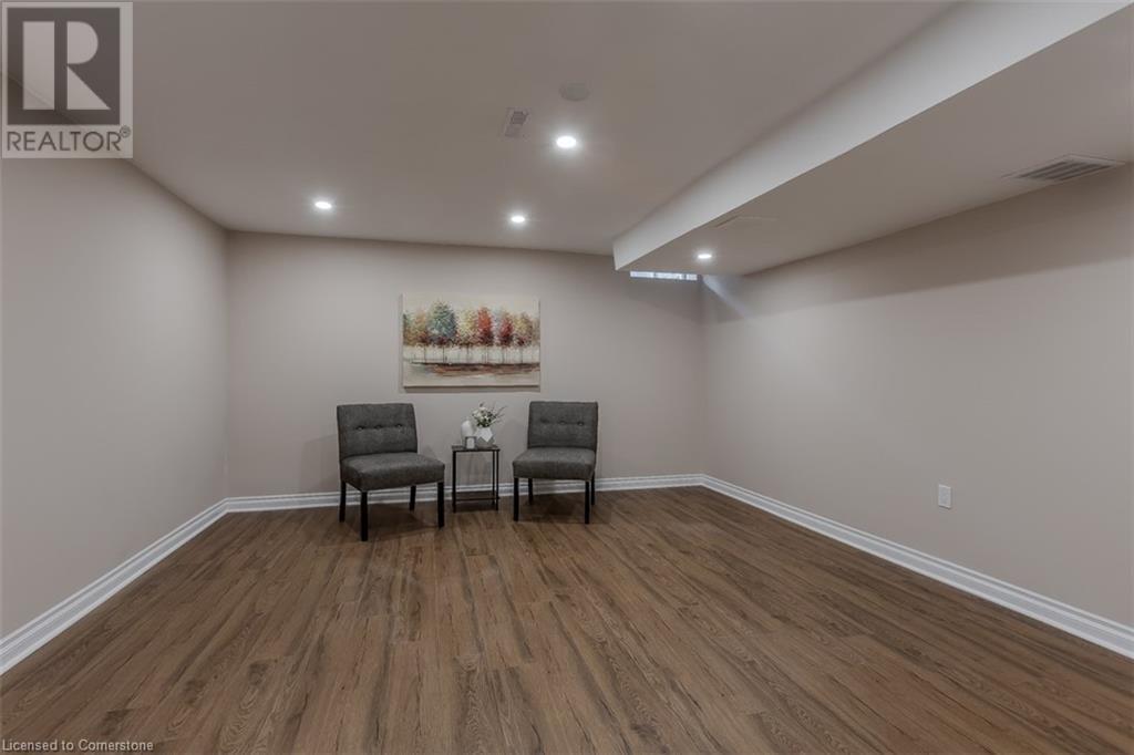 2025 Cleaver Avenue Unit# 33, Burlington, Ontario L7M 4H8 - Photo 36 - 40657179