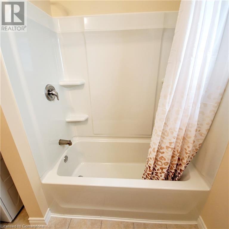 91 Centennial Parkway S Unit# U#2, Stoney Creek, Ontario  L8G 2C7 - Photo 10 - 40657028