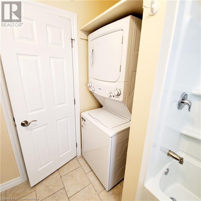 91 Centennial Parkway S Unit# U#2, Stoney Creek, Ontario  L8G 2C7 - Photo 11 - 40657028