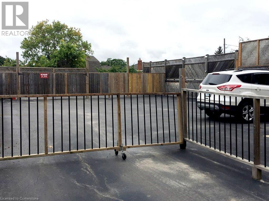 91 Centennial Parkway S Unit# U#2, Stoney Creek, Ontario  L8G 2C7 - Photo 19 - 40657028