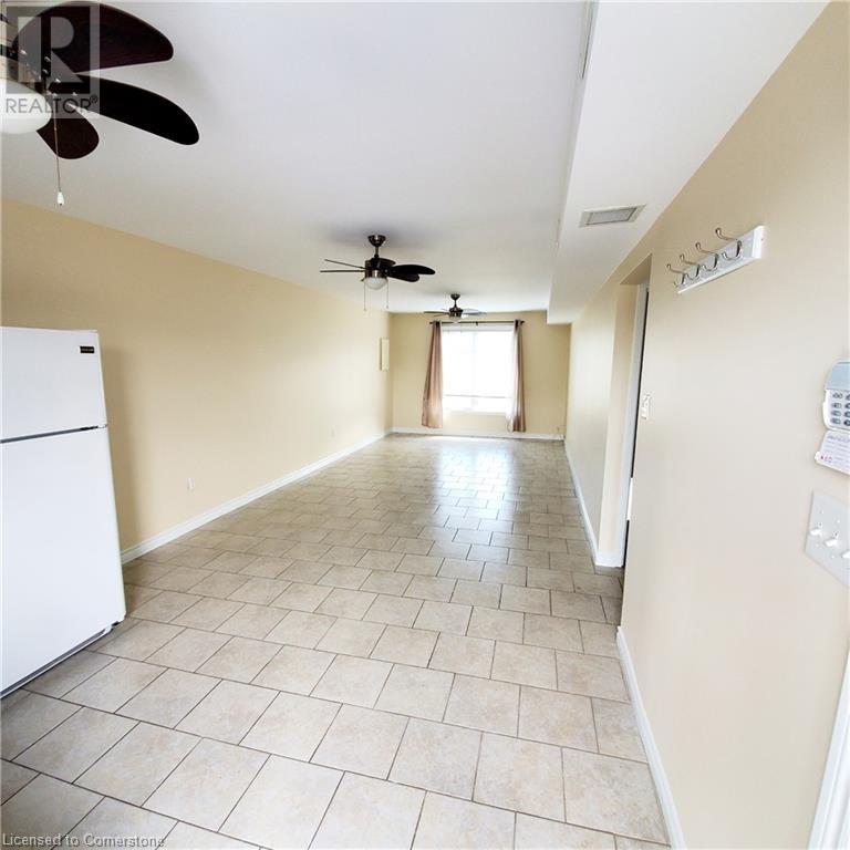 91 Centennial Parkway S Unit# U#2, Stoney Creek, Ontario  L8G 2C7 - Photo 4 - 40657028