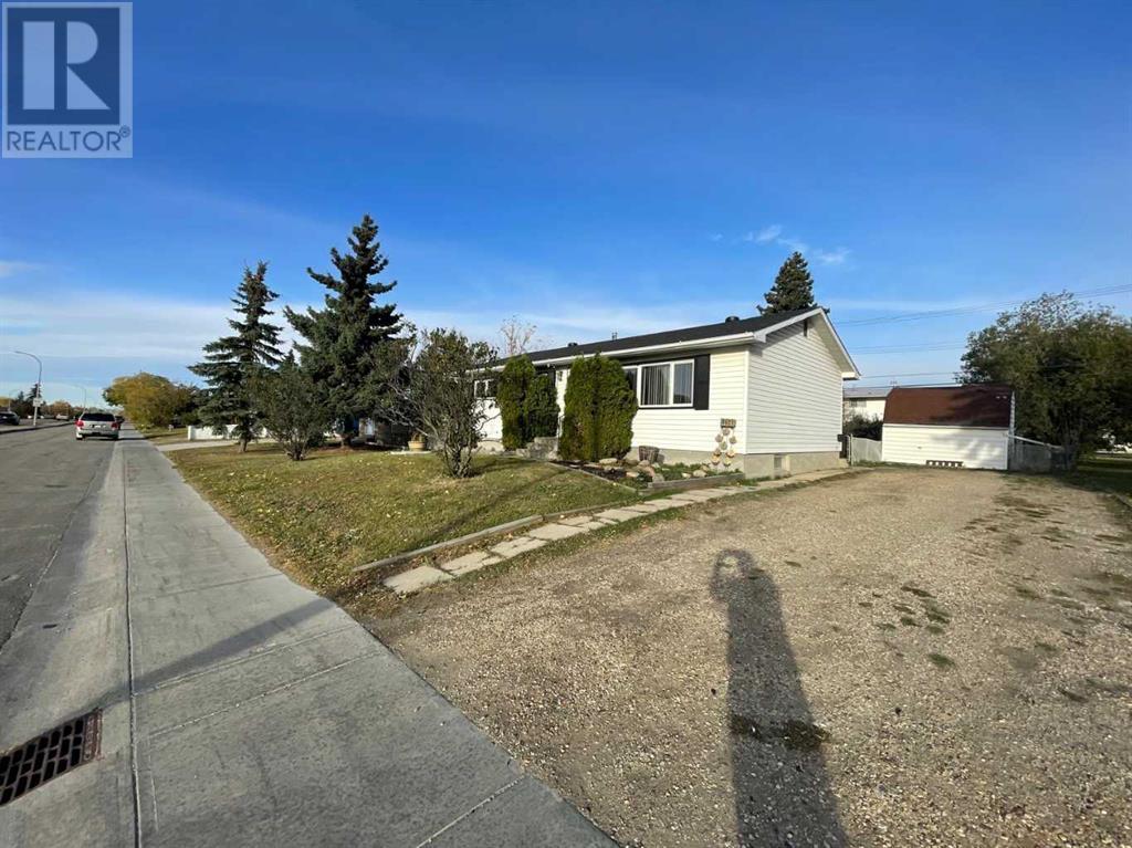 8601 100 Street, Grande Prairie, Alberta  T8V 2J9 - Photo 1 - A2169889