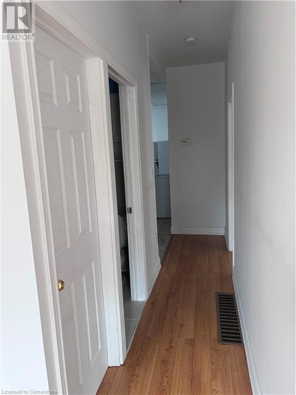81 Beach Road Unit# Main Floor, Hamilton, Ontario L8L 3Z8 - Photo 3 - 40657208