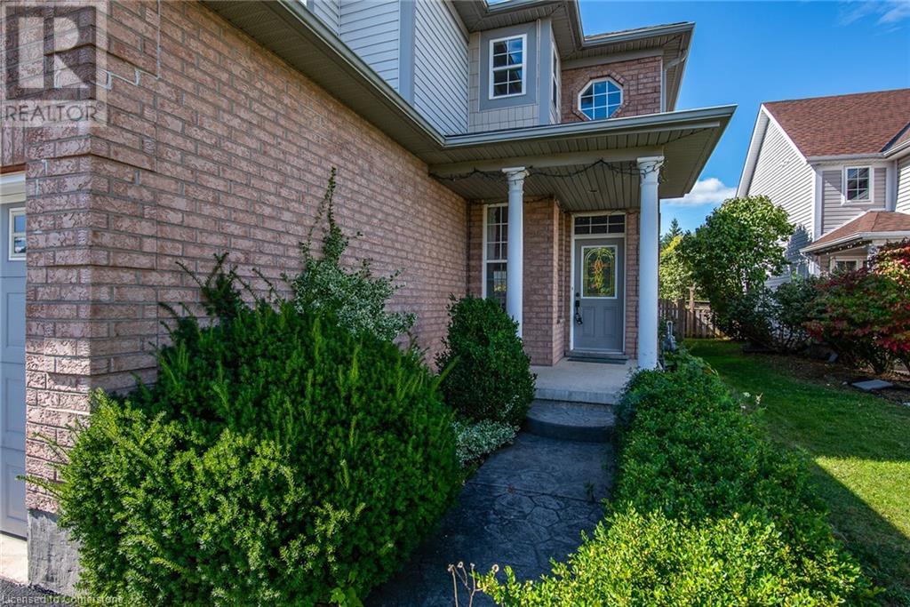 379 Beaver Creek Road, Waterloo, Ontario  N2T 2T2 - Photo 4 - 40651737