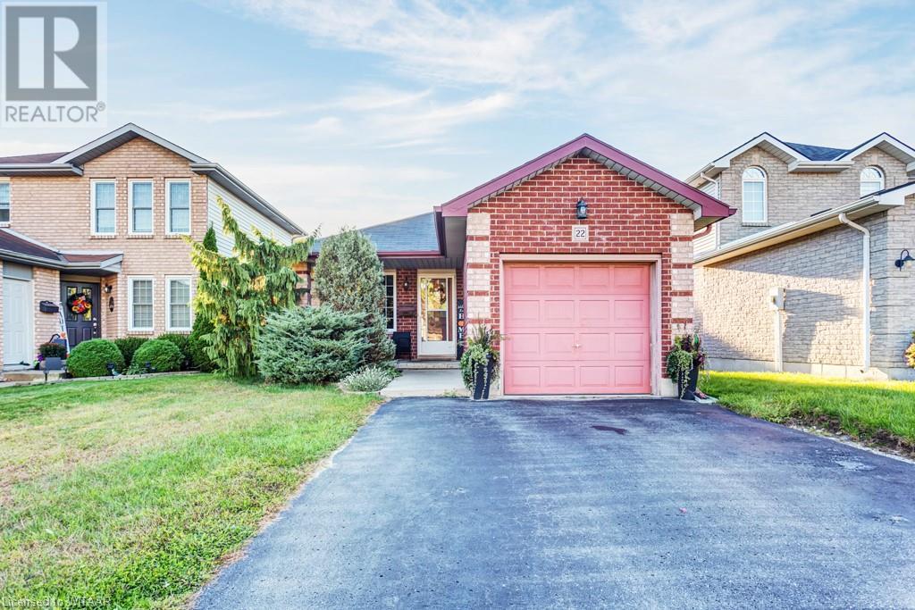 22 Kara Lane, Tillsonburg, Ontario N4G 5M3 - Photo 2 - 40656807