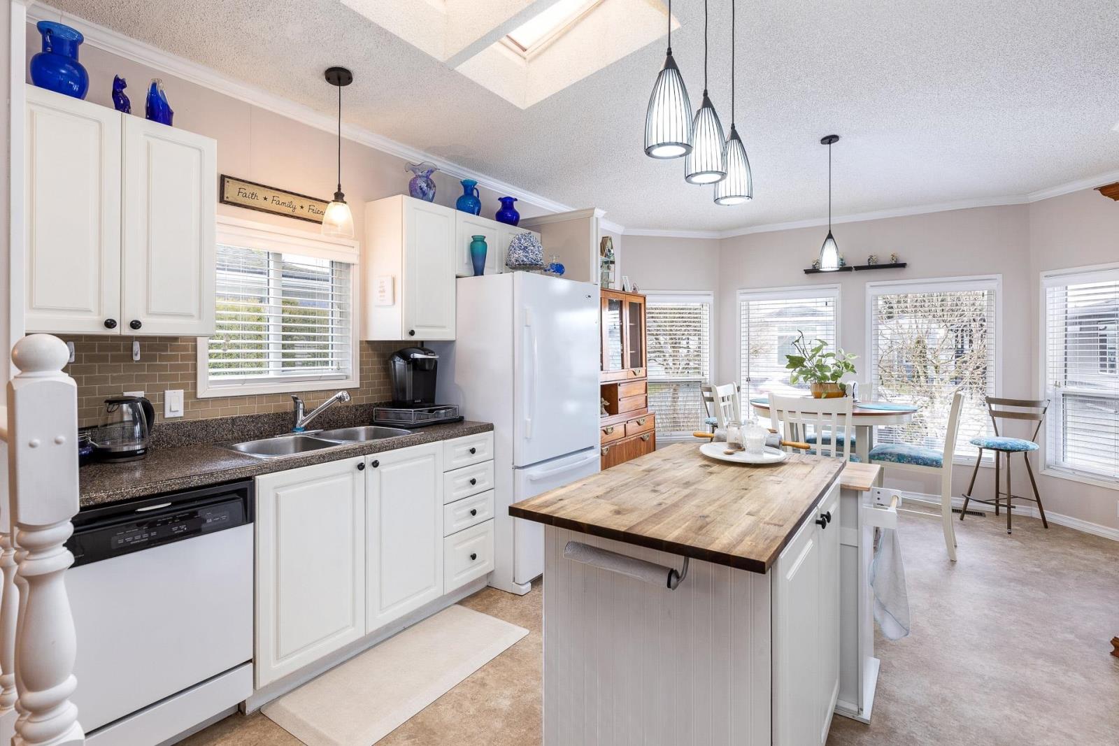 Property at 122 6035 VEDDER ROAD image 1