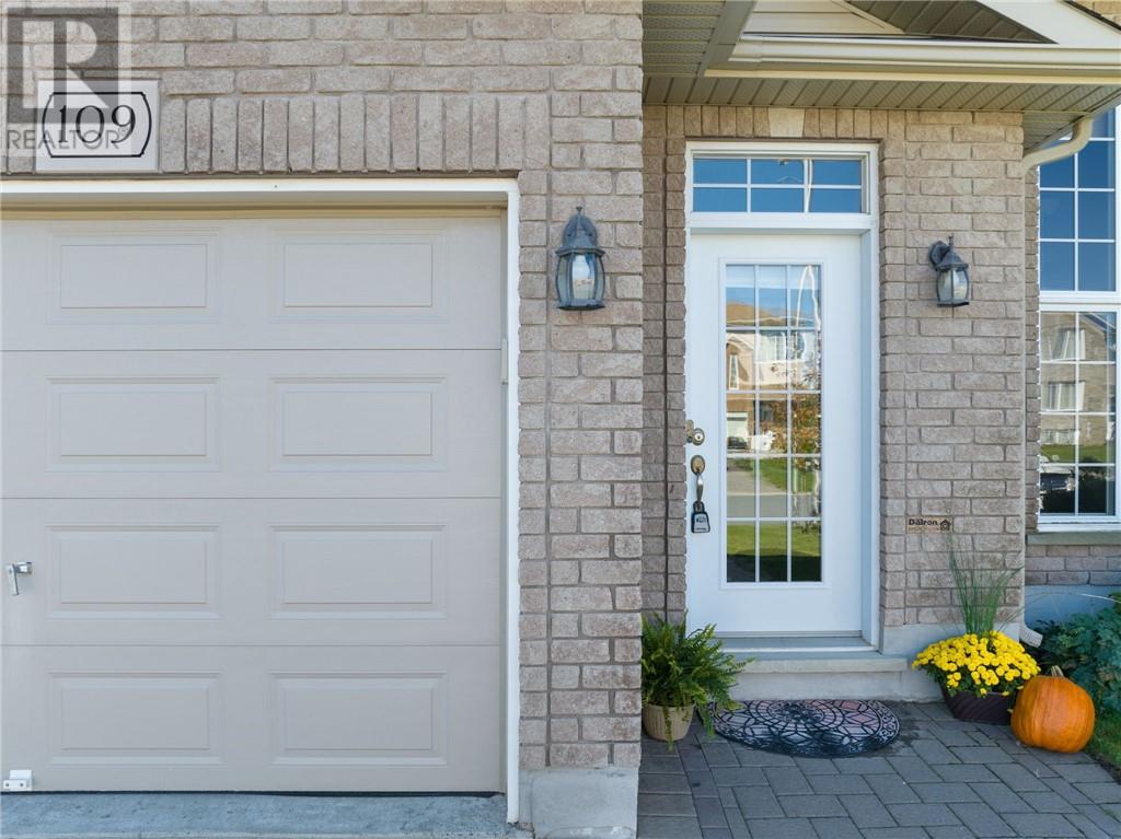 109 Rinkside Court, Sudbury, Ontario  P3E 0E3 - Photo 3 - 2119387