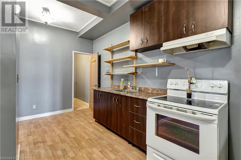51 King Street N Unit# Upper, Waterloo, Ontario  N2J 2W9 - Photo 11 - 40653757