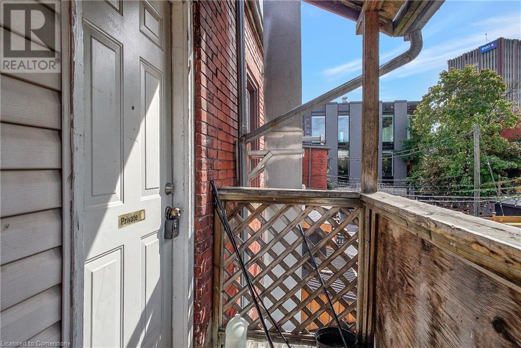 51 King Street N Unit# Upper, Waterloo, Ontario  N2J 2W9 - Photo 28 - 40653757
