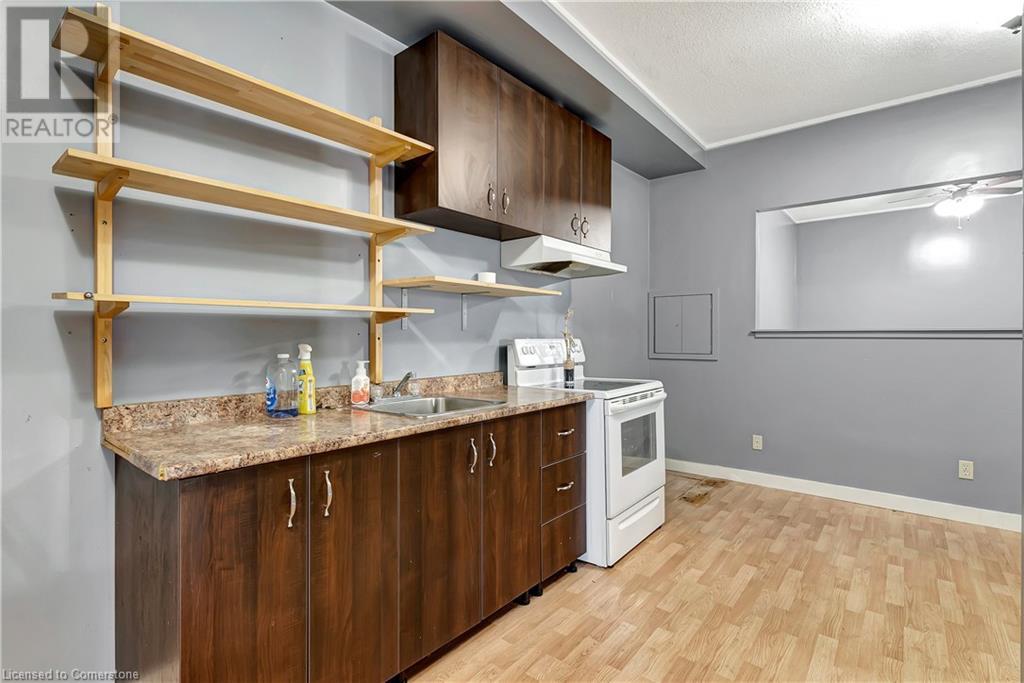 51 King Street N Unit# Upper, Waterloo, Ontario  N2J 2W9 - Photo 9 - 40653757