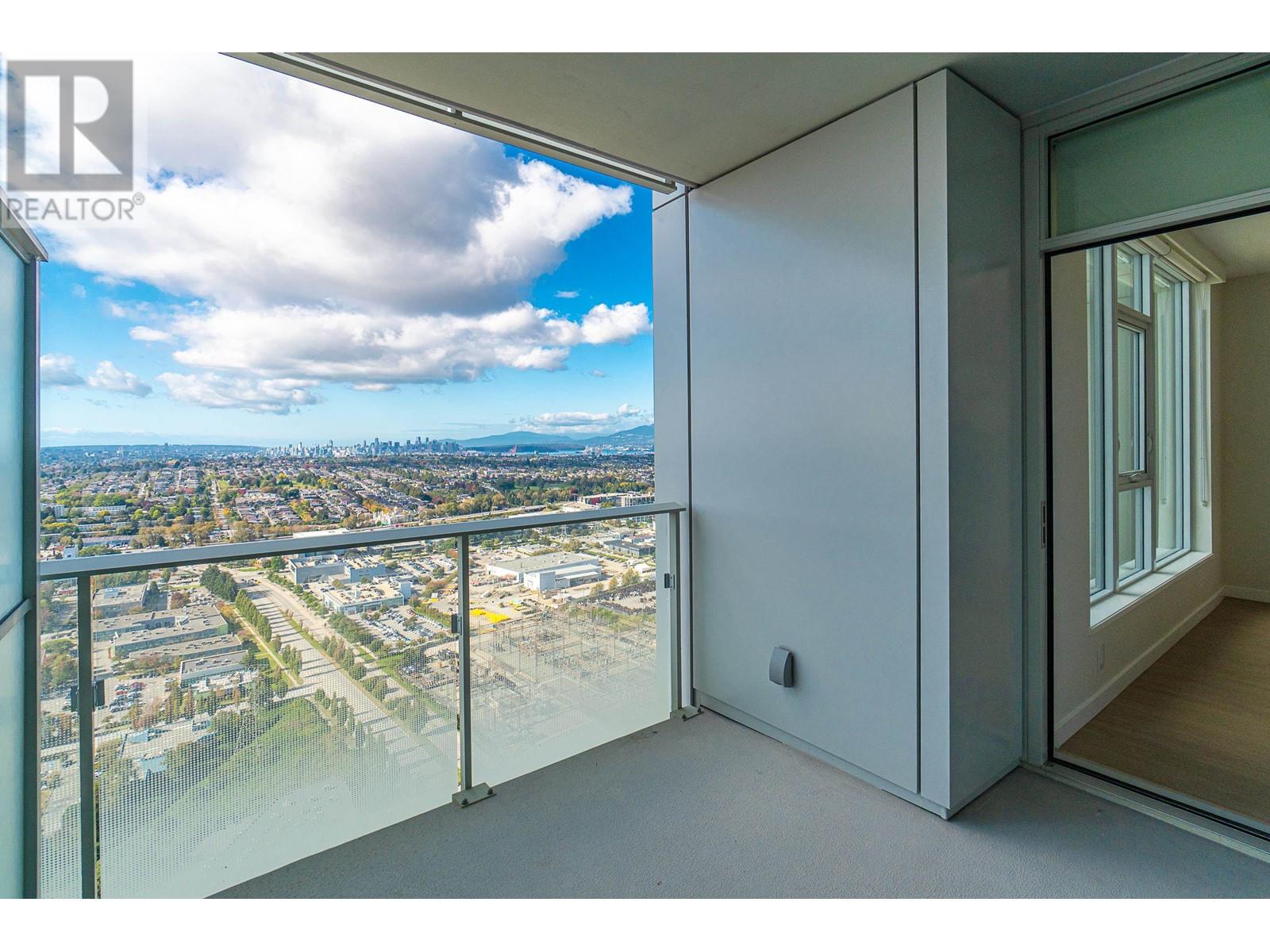 Listing Picture 23 of 39 : 4309 2186 GILMORE AVENUE, Burnaby / 本拿比 - 魯藝地產 Yvonne Lu Group - MLS Medallion Club Member