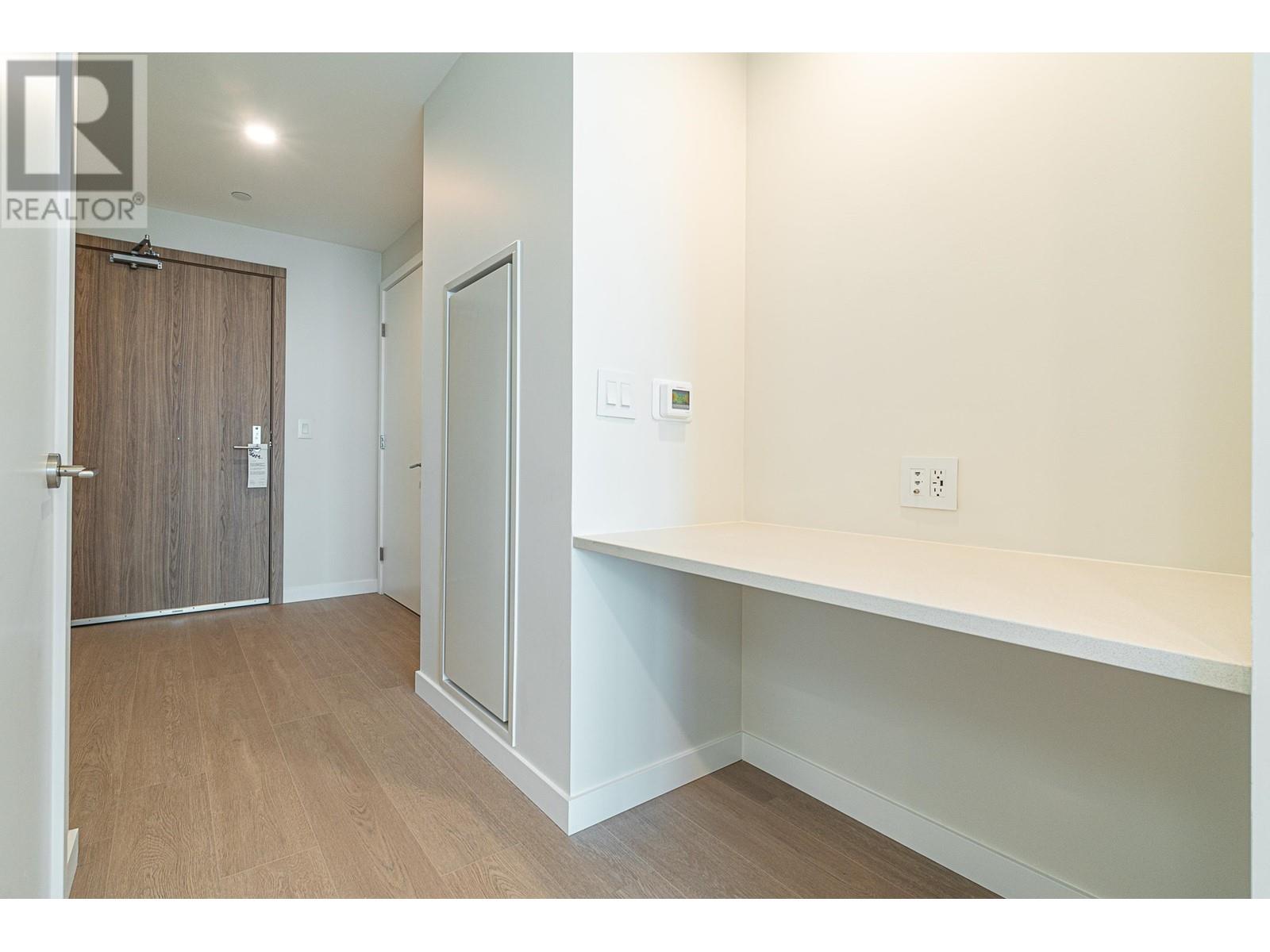 Listing Picture 29 of 39 : 4309 2186 GILMORE AVENUE, Burnaby / 本拿比 - 魯藝地產 Yvonne Lu Group - MLS Medallion Club Member