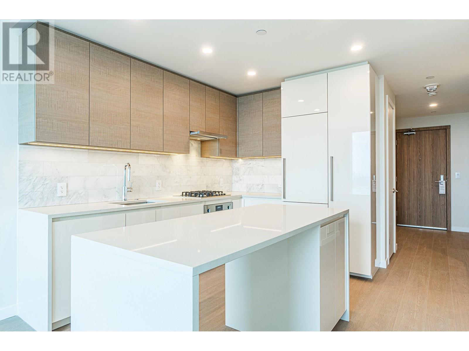 Listing Picture 25 of 39 : 4309 2186 GILMORE AVENUE, Burnaby / 本拿比 - 魯藝地產 Yvonne Lu Group - MLS Medallion Club Member