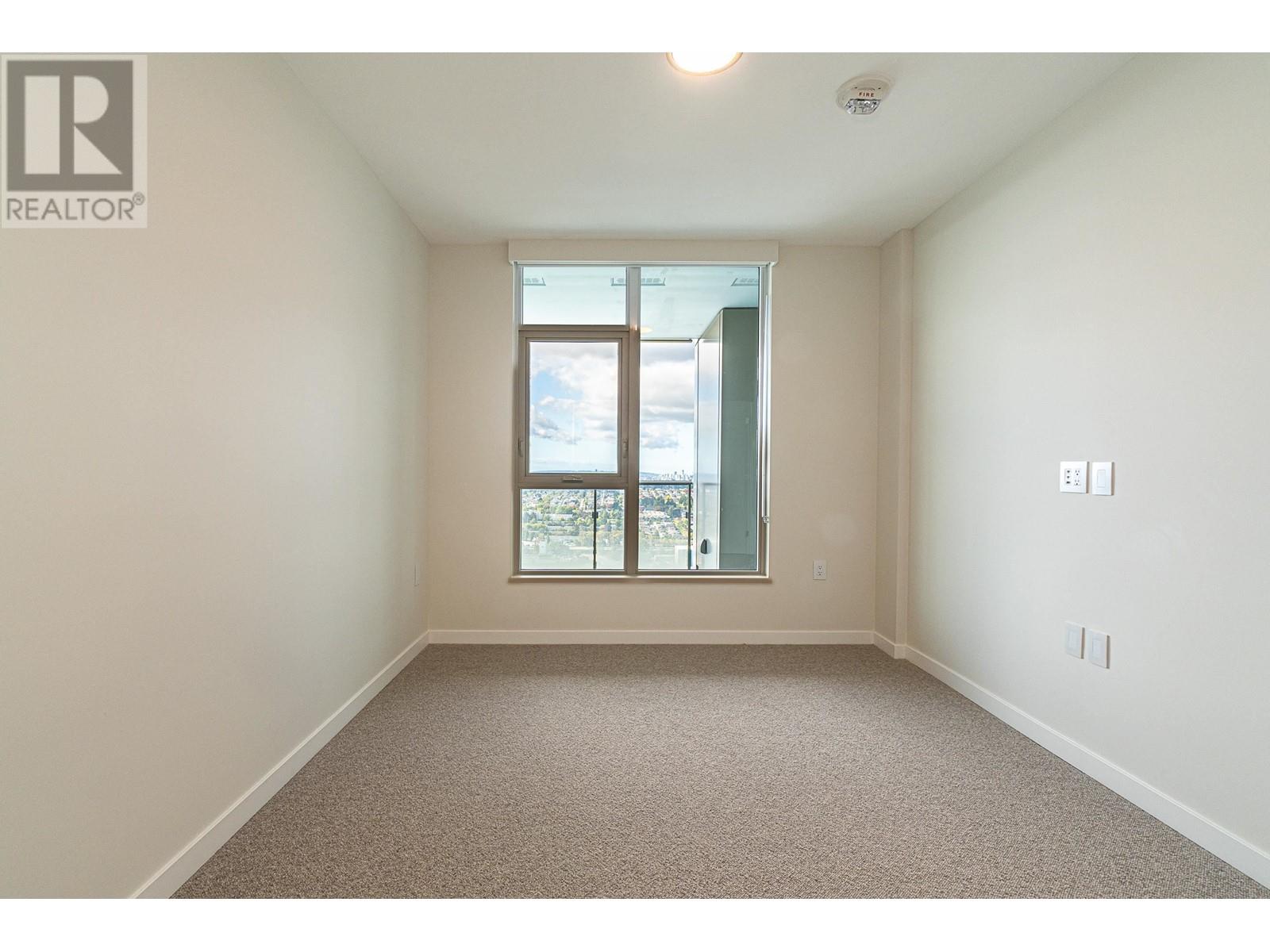 Listing Picture 34 of 39 : 4309 2186 GILMORE AVENUE, Burnaby / 本拿比 - 魯藝地產 Yvonne Lu Group - MLS Medallion Club Member