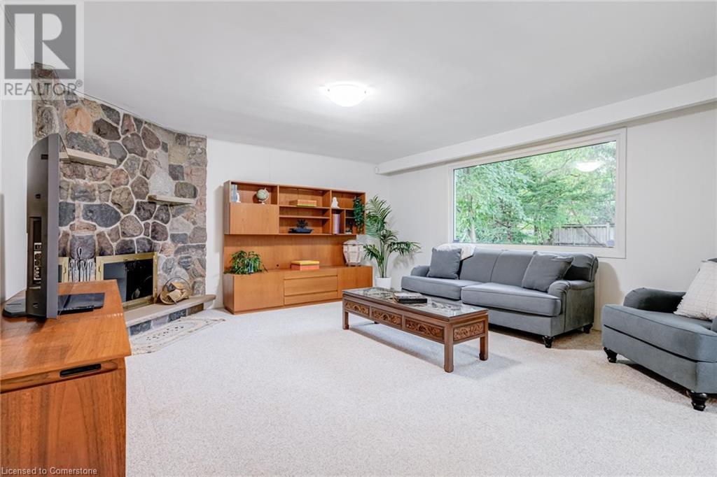 18 Burnt Log Crescent, Toronto, Ontario  M9C 2J8 - Photo 17 - XH4206952