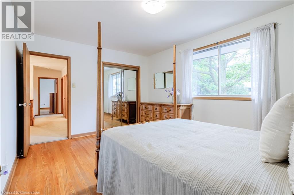 18 Burnt Log Crescent, Toronto, Ontario  M9C 2J8 - Photo 28 - XH4206952
