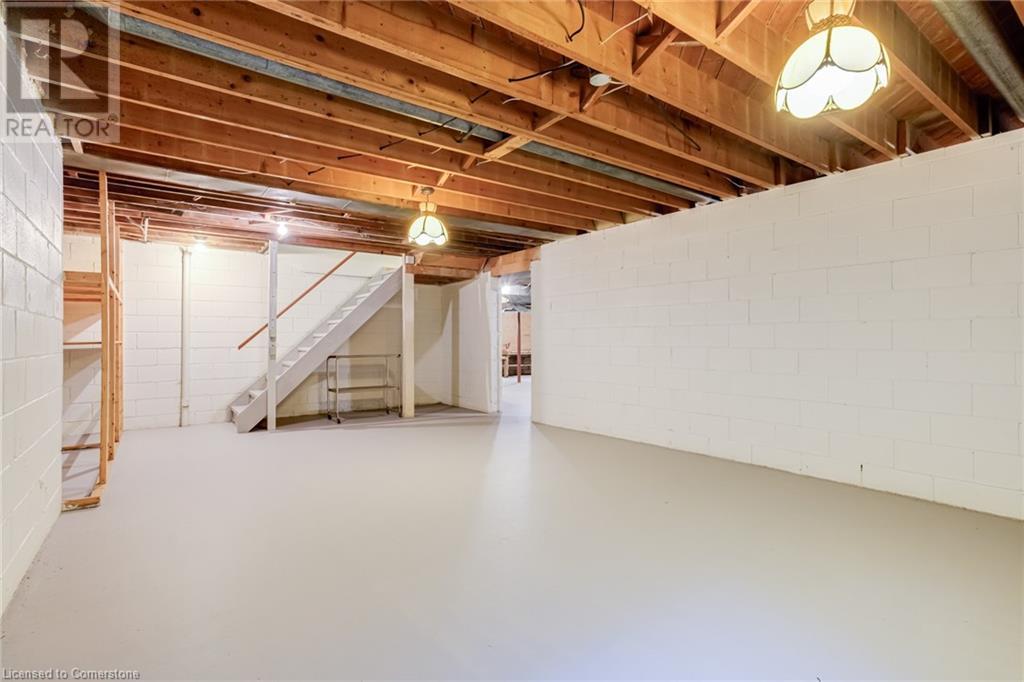 18 Burnt Log Crescent, Toronto, Ontario  M9C 2J8 - Photo 34 - XH4206952