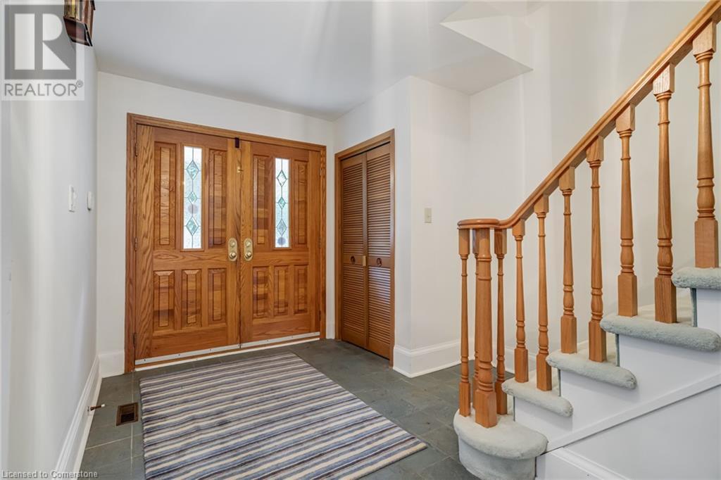 18 Burnt Log Crescent, Toronto, Ontario  M9C 2J8 - Photo 5 - XH4206952
