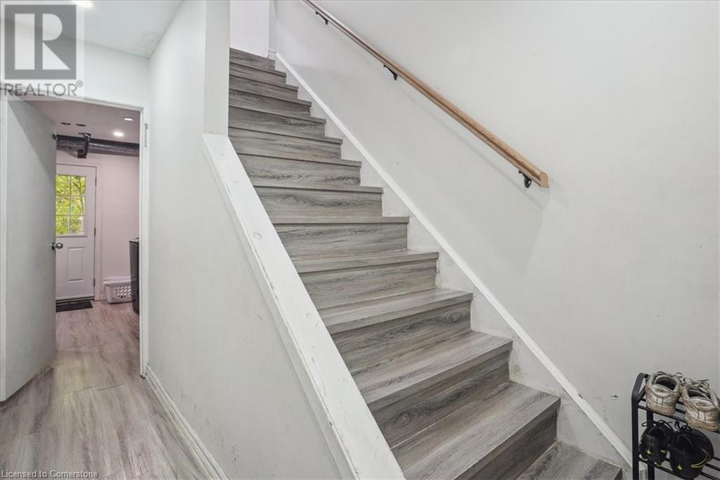 36 Greendale Drive Unit# 12, Hamilton, Ontario  L9C 5Z4 - Photo 6 - 40657388