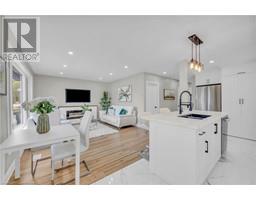 66 HOWE Avenue, hamilton, Ontario