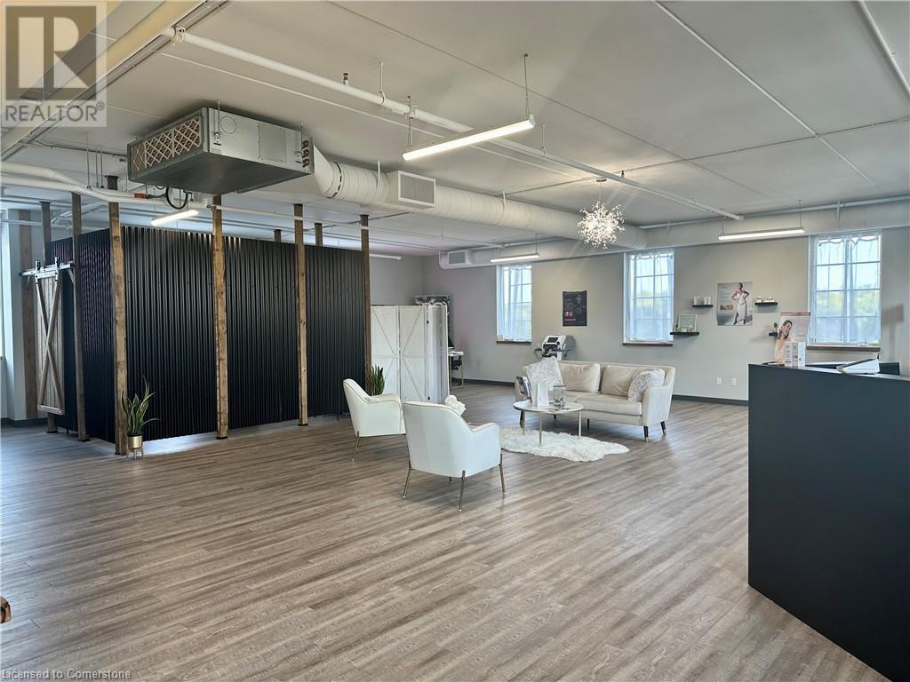 146 Forfar Street W Unit# 301, Haldimand, Ontario  N3W 1J2 - Photo 5 - 40657349