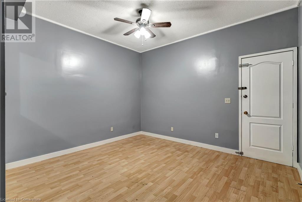 51 King Street N Unit# Upper, Waterloo, Ontario  N2J 2W9 - Photo 15 - 40657650
