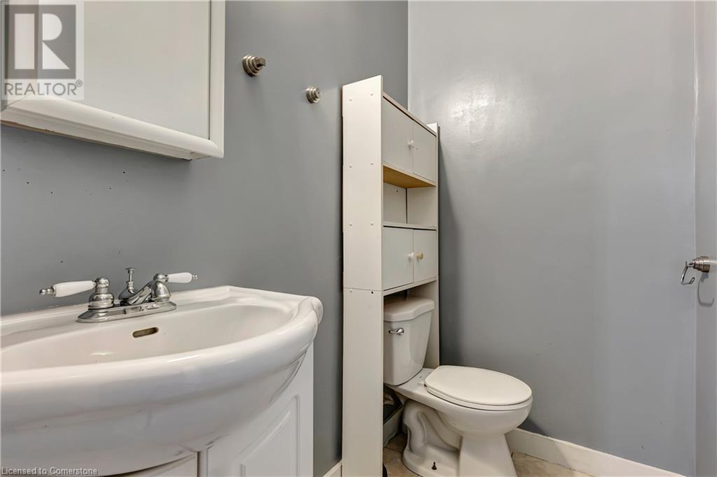 51 King Street N Unit# Upper, Waterloo, Ontario  N2J 2W9 - Photo 25 - 40657650